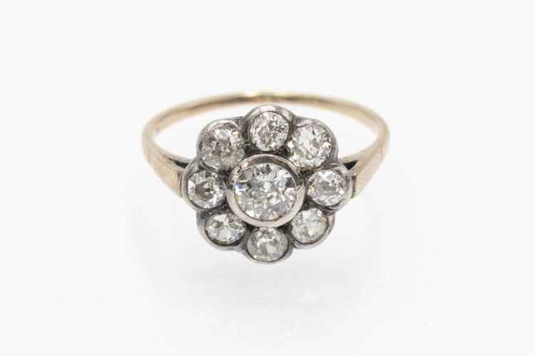 Bague 50.5 Bague marguerite en or jaune et argent sertie de diamants taille brillant ancien 58 Facettes 11223