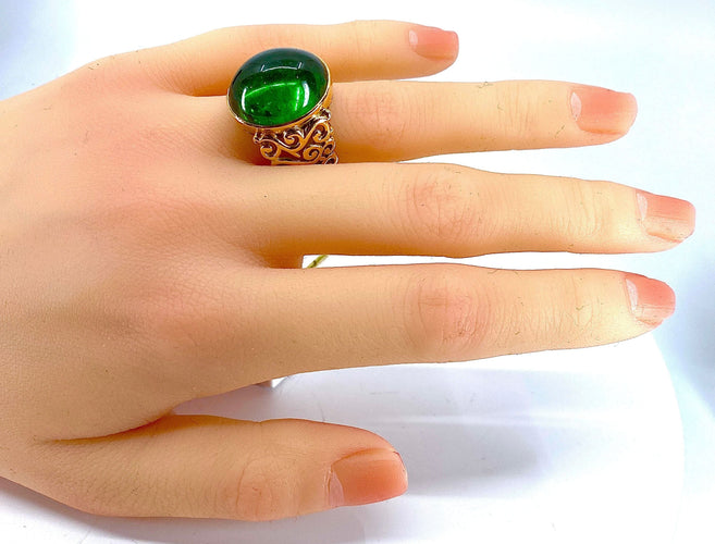 Bague 57 Bague en or jaune ornée tourmaline verte cabochon 58 Facettes AB314