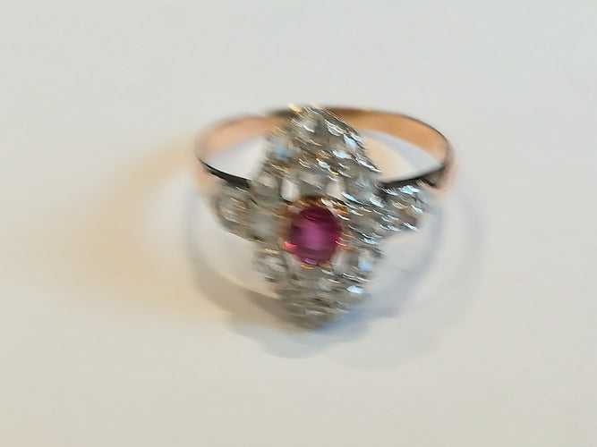 Bague 54.5 Bague Marquise ancienne or rose, platine, rubis, diamants 58 Facettes