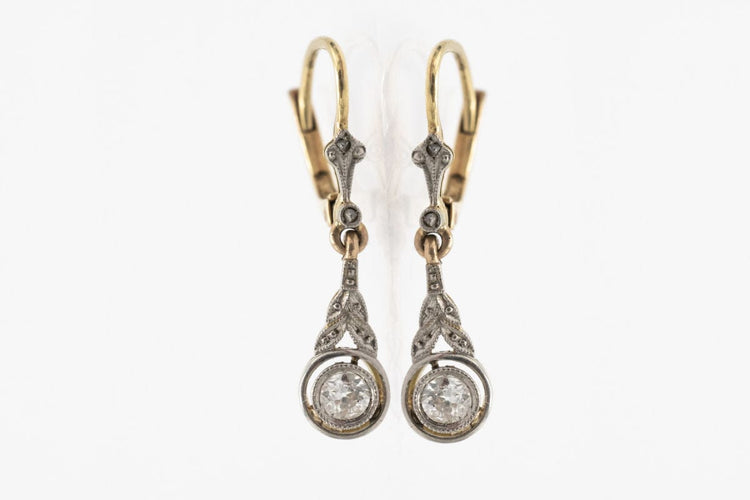 Boucles d'oreilles Boucles d'oreilles anciennes en or et platine avec diamants, première moitié du XXe siècle. 58 Facettes 10505