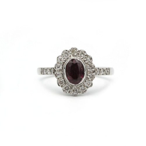 Bague 51 Bague - Or blanc, rubis et diamants 58 Facettes 1106