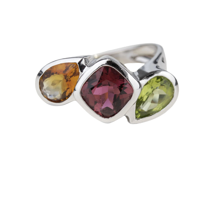 Bague 52 Bague Trilogie citrine péridot tourmaline 58 Facettes