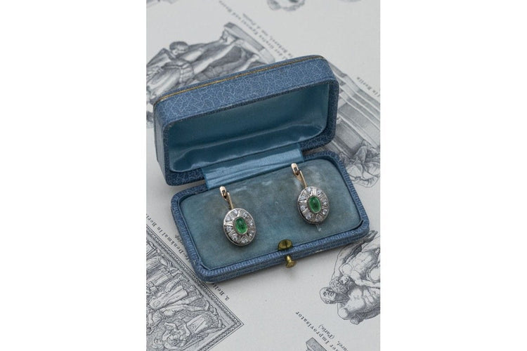 Boucles d'oreilles Boucles d'oreilles anciennes en forme de rosace, Russie, milieu du XXe siècle. 58 Facettes 9715A