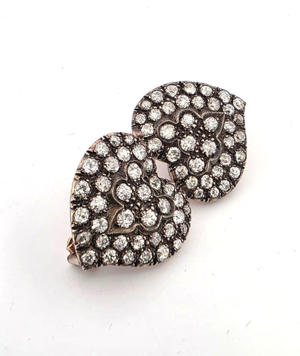 Boucles d'oreilles Boucles d'oreilles basses en or et argent avec diamants 58 Facettes