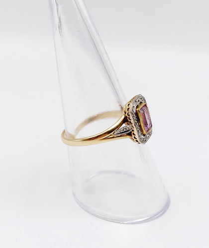 Bague 55 Bague pompadour or jaune, platine, améthyste et diamants taille rose (circa 1910) 58 Facettes A05298