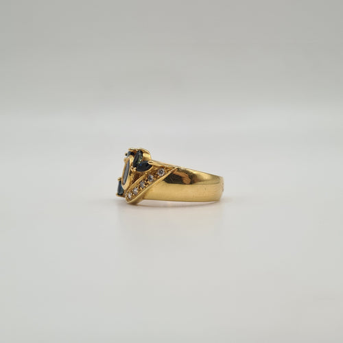 Bague 52.5 Bague or jaune sertie d'un saphir oval & saphirs et diamants 58 Facettes