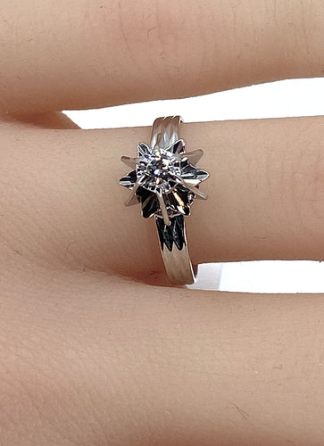 Bague Bague en or blanc 18 carats et diamant 58 Facettes AB387