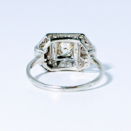 Bague 57 Bague Art-Déco Or blanc Platine et Diamants 0.50 ct 58 Facettes 240 370