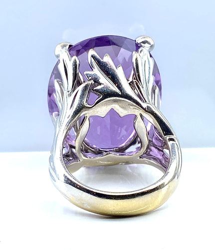 Bague 60 DIOR - Bague or blanc, grand modèle MISS DIOR, améthyste et diamants 58 Facettes AB638