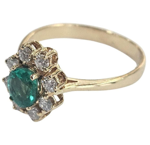 Bague 55.5 Bague rosette contemporaine en or jaune avec une émeraude de 0,6 ct AA+ et des diamants de 0,32 ct 58 Facettes E37