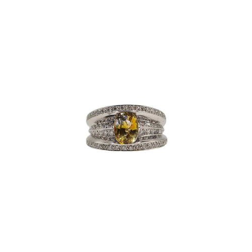 Bague 53 Bague or blanc sertie d’un saphir jaune et diamants 58 Facettes