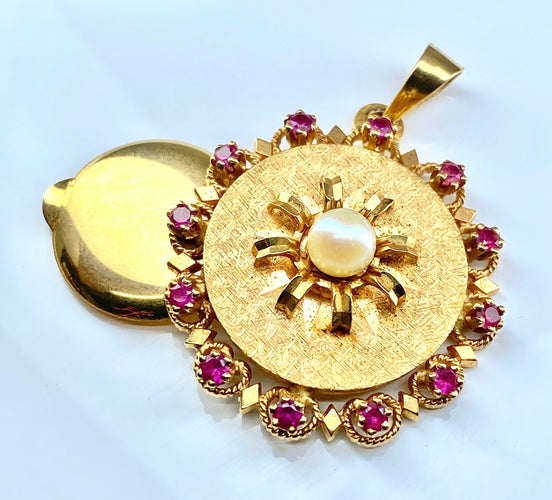 Pendentif Pendentif porte photo perle et pierres rouges 58 Facettes AB307