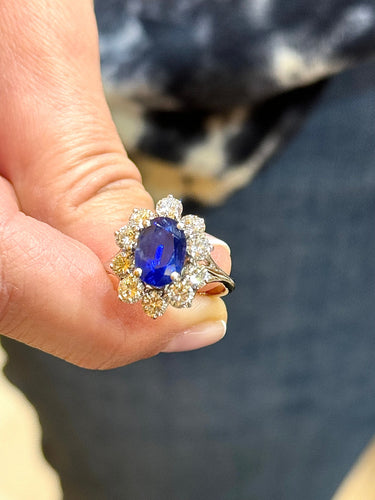 Bague 55 Bague en or blanc saphir de Ceylan non chauffé et diamants 58 Facettes