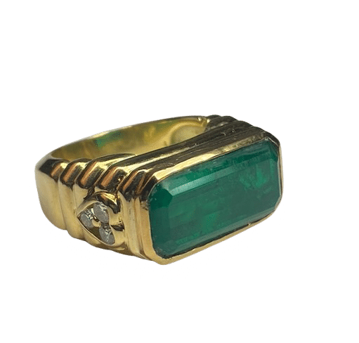 Yellow gold, emerald, diamond gadrooned ring