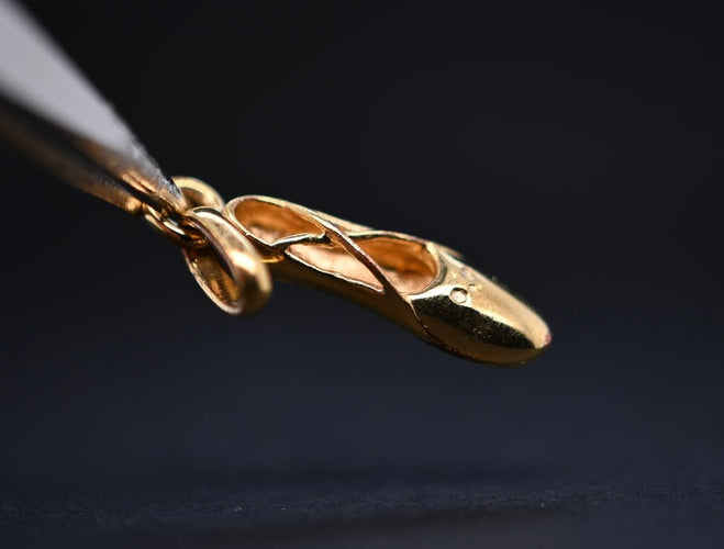 Pendentif Pendentif Ballerine en Or 18 Carats 58 Facettes