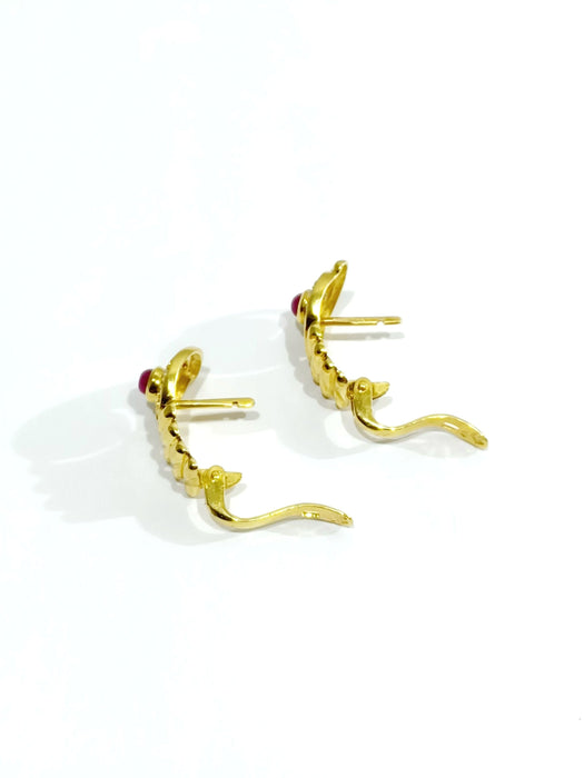 Boucles d'oreilles Paire de boucle d'oreille or, rubis et diamants 58 Facettes