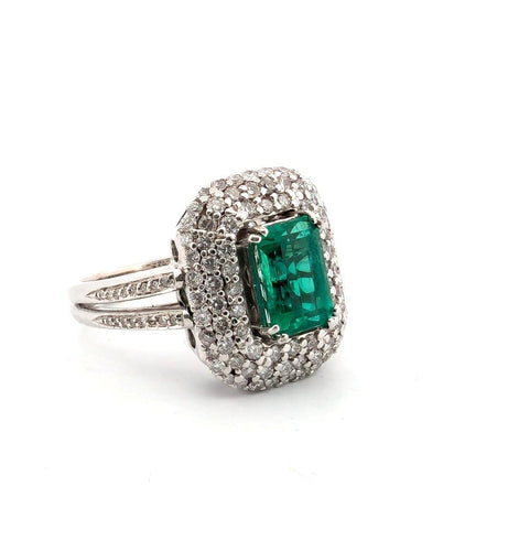 Bague 62 Bague en or blanc massif avec émeraude colombienne et diamants 58 Facettes