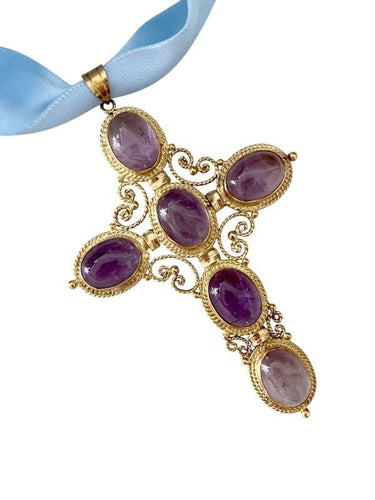 Importante croix en or jaune sertie de 6 améthystes 58 Facettes