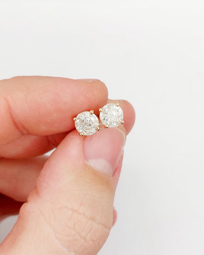 Boucles d'oreilles Puces d'oreilles vintage or rose et 2,00 carats de diamants 58 Facettes A06390