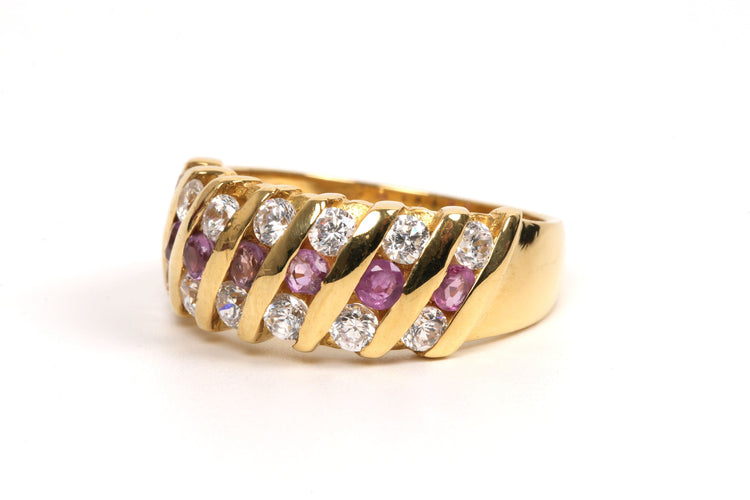 Bague 54 Bague contemporaine or jaune, rubis, diamants 58 Facettes 21786