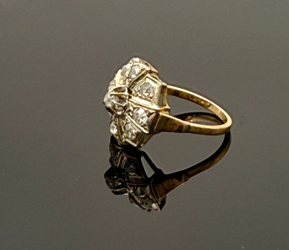 Пръстен Art Deco в жълто злато и Платина, с диаманти