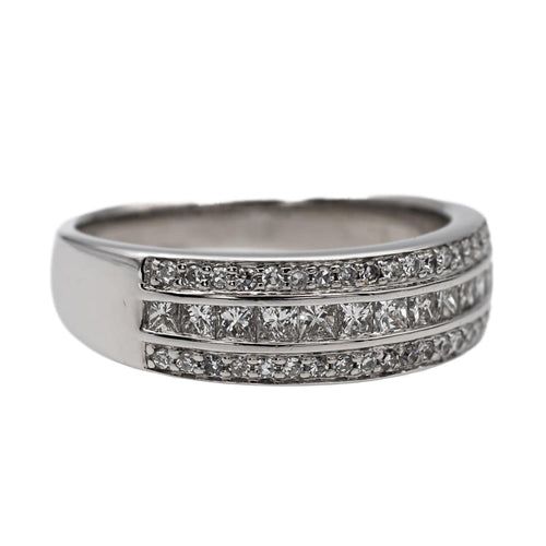 Bague 50 Bague Or blanc Diamant 58 Facettes 2783632CN