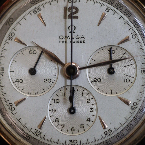 Montre Montre Omega Chronographe Vintage – Or Rose 18k – Calibre 27 – Année 1947 – Non polie 58 Facettes FB10738