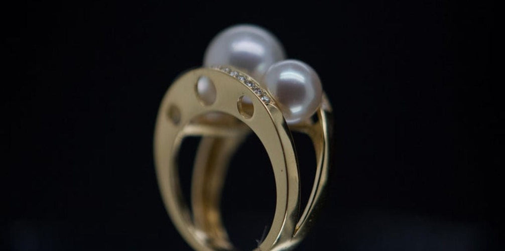 Bague 54 Bague en Or Ornée de Perles et Diamants 58 Facettes