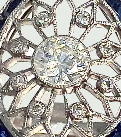 Bague BAGUE EN PLATINE DE STYLE ART DÉCO AVEC DIAMANTS ET SAPHIRS 58 Facettes A2450 (491)