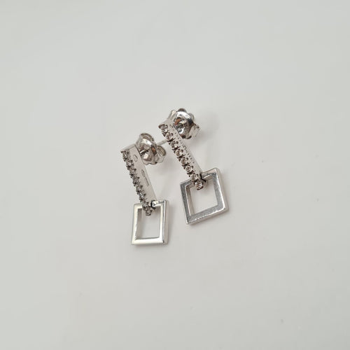 Boucles d'oreilles Boucles d’oreilles carrées or blanc 18 carats serties de diamants 58 Facettes