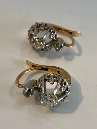 Boucles d'oreilles Boucles d’oreilles en or 18ct dites dormeuses en diamants vers 1900 58 Facettes