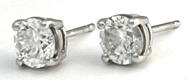 Boucles d'oreilles Puces d'oreilles diamants 58 Facettes 248362