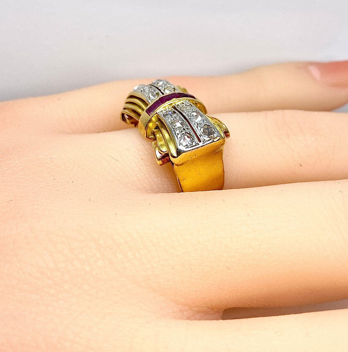 Bague 53 Bague Tank en or jaune 18 carats et diamants, vers 1930/1940 58 Facettes AB465