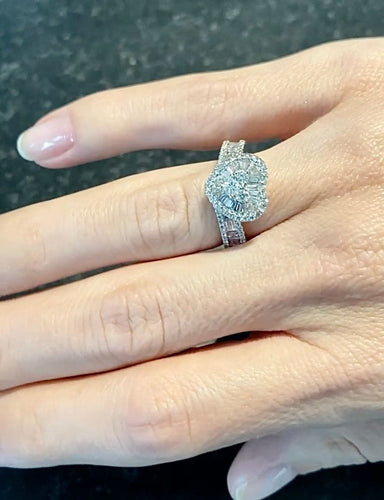 Bague 53 Bague en forme de coeur or blanc diamants 58 Facettes