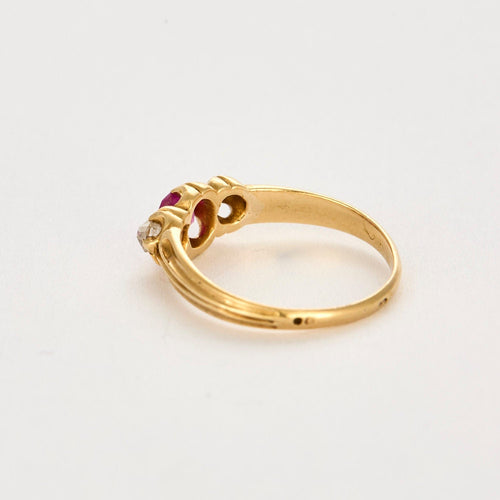 Bague 55 Bague or jaune, saphir rose et diamants 58 Facettes EVR25716