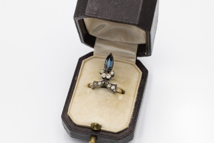 Bague 47 Bague tiare antique saphir et diamants en or jaune 14k et argent 58 Facettes 11720