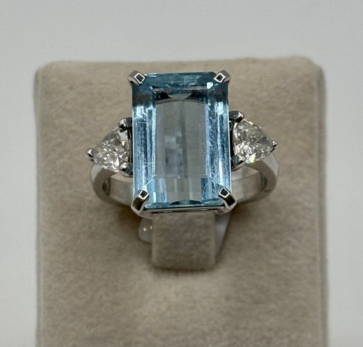 Bague 52 Bague Aigue-Marine et diamants en or blanc 58 Facettes