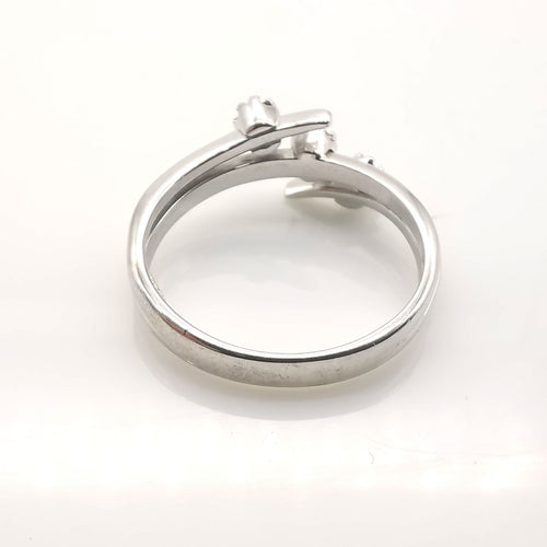 Bague 56 Bague en or et diamants 58 Facettes