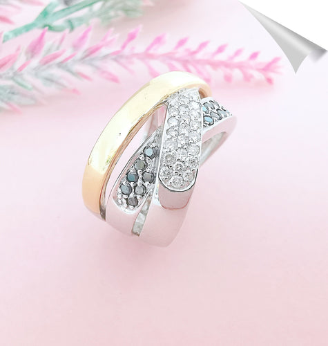 Bague 54.5 Bague Croisée Diamants Blancs et noirs 58 Facettes AA 1575