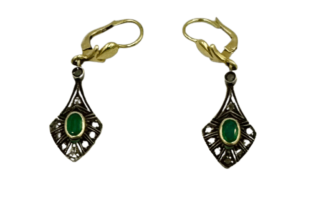Keltaiset kultaiset korvakorut, Platina, smaragdi, timantit