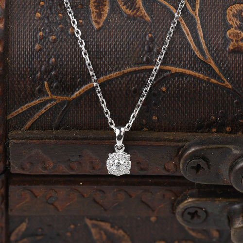 白金项链配圆形明亮式切割钻石吊坠 