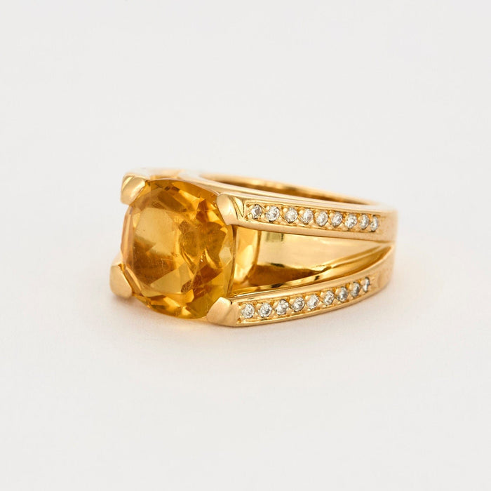 51 Bague moderne or jaune et citrine et diamants 58 Facettes LJ9