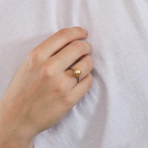 Bague 52 Bague or blanc perle Gold avec diamants 58 Facettes 519274