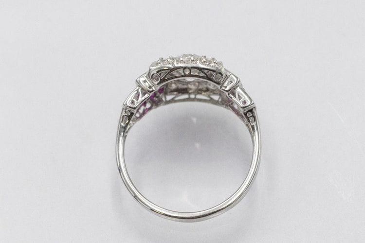 Bague 54 Bague Art Déco géométrique en or blanc 14k avec diamants et rubis 58 Facettes 11204