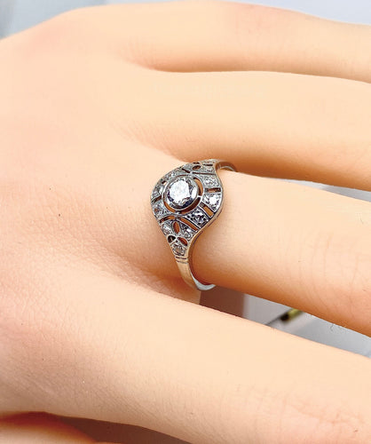 Bague 53 Bague or blanc diamants vers 1900 58 Facettes AB650