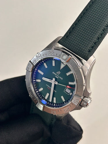 Montre Breitling - Montre Avenger Automatique 42 A17328101L1X1 58 Facettes KVC