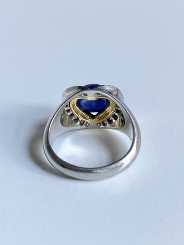 Bague 55 Bague en platine, saphir et diamants 58 Facettes