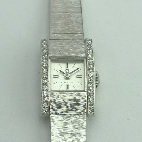 Montre OMEGA - Montre en or blanc et diamants des années 1960 58 Facettes