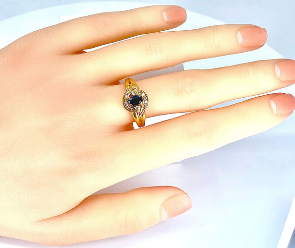 Bague 57 Bague en or jaune 18 carats en saphir et diamants 58 Facettes AB337