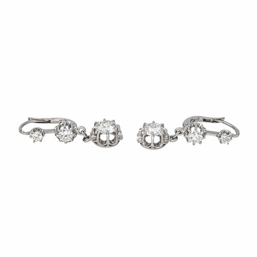 Boucles d'oreilles Boucles d'oreilles Dormeuses Or blanc Diamant 58 Facettes 4387236CN